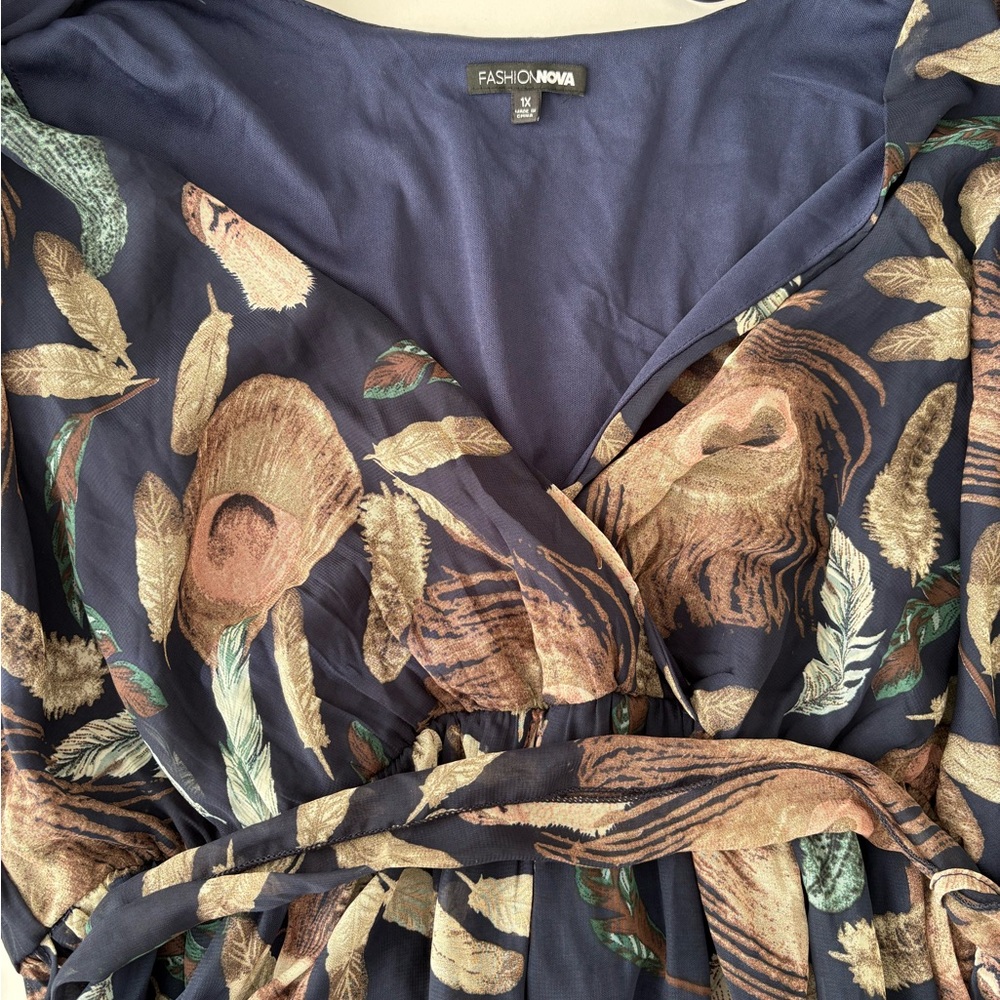 Fashion Nova Navy and Gold Leaf Print Dress - size 1X